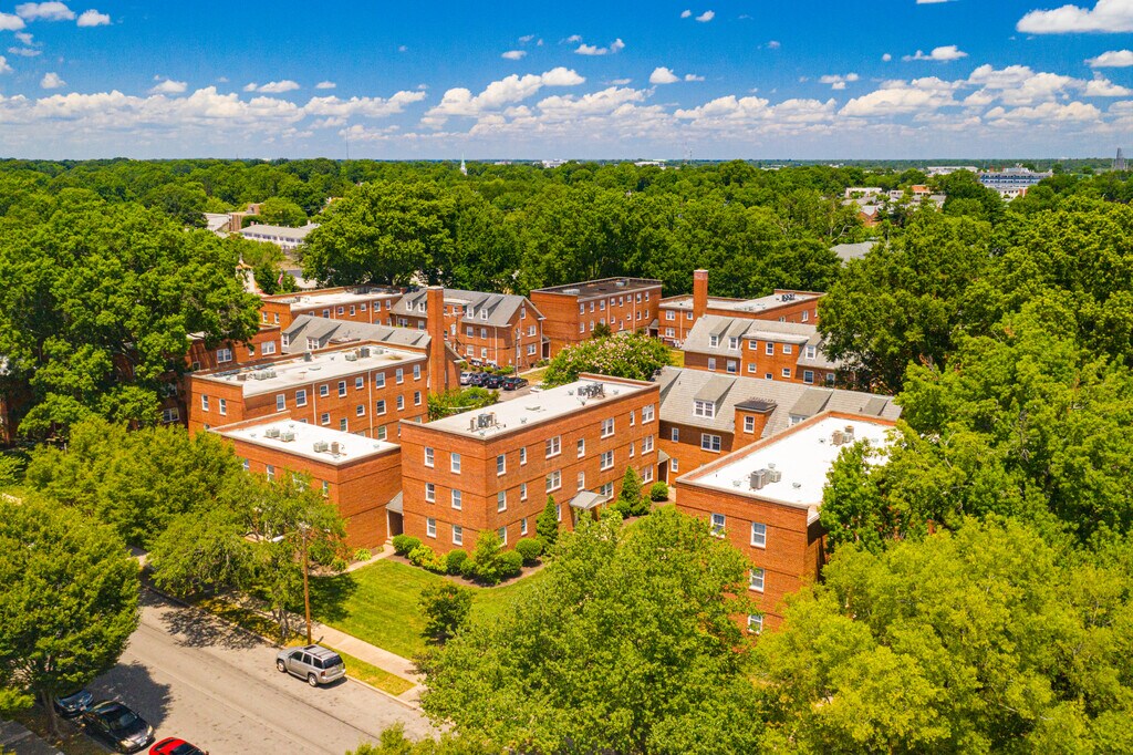Kensington, Patterson Place and Grove Ave Apartments in Richmond, VA
