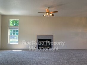 2226 Blue Heron Ct in Grants Pass, OR - Building Photo - Building Photo