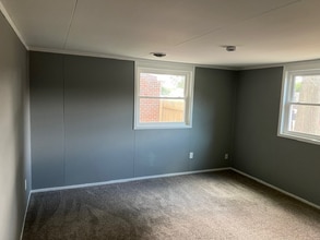 2312 Burnette Dr in Hampton, VA - Building Photo - Building Photo