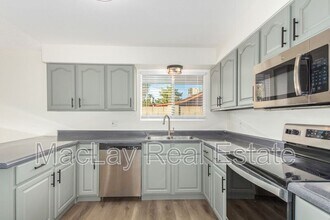 4902 W Joyce Cir in Glendale, AZ - Building Photo - Building Photo