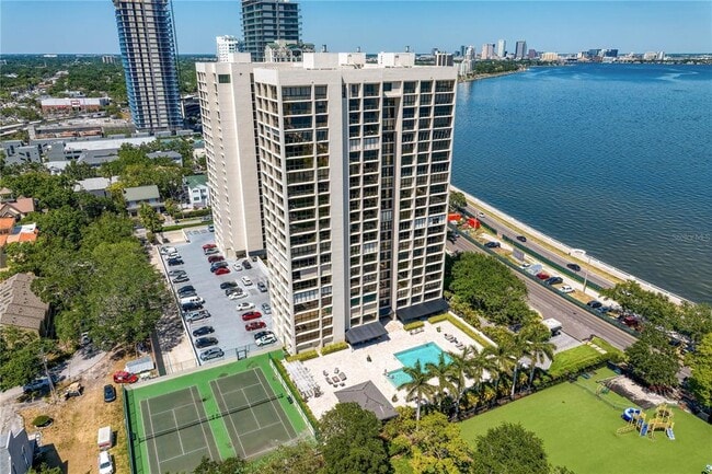 property at 3301 Bayshore Blvd