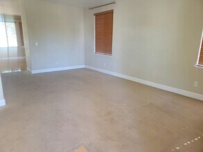 3034 Trap Rock Way in Sacramento, CA - Building Photo - Building Photo