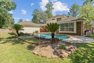 122 N Westwinds Cir in Spring, TX - Building Photo - Building Photo