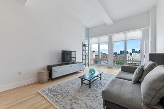 288 Newbury St, Unit 610 in Boston, MA - Building Photo - Building Photo