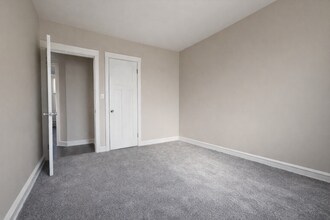 3535 Lyndale Ave in Baltimore, MD - Building Photo - Building Photo