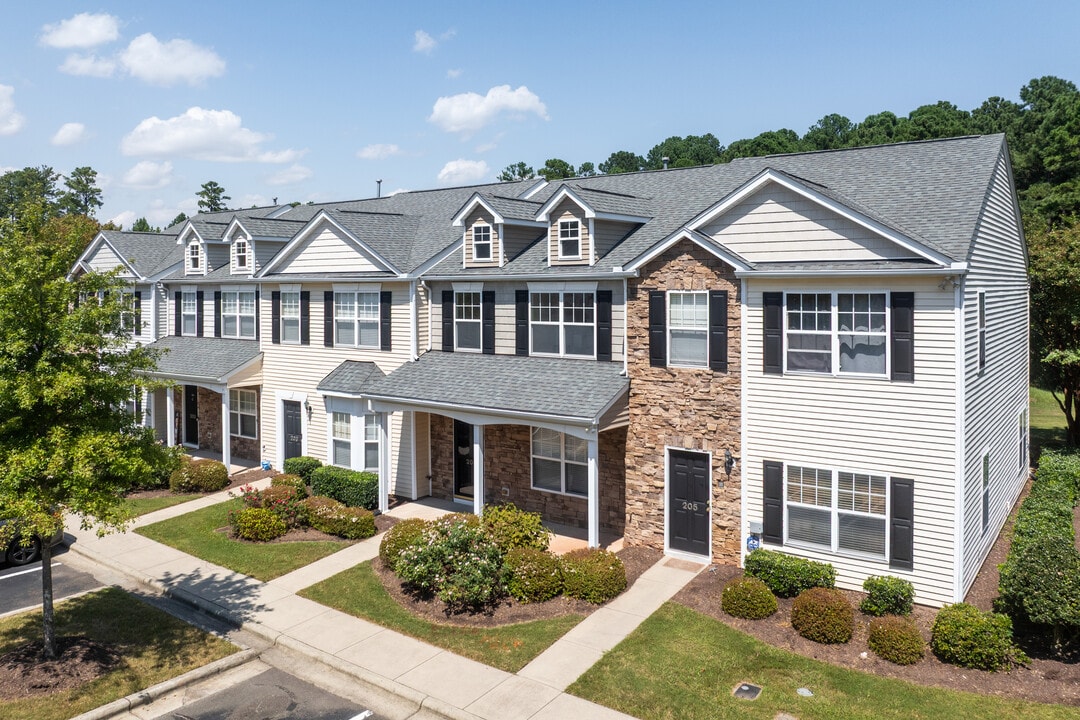 Creekside Townhomes in Durham, NC - Building Photo