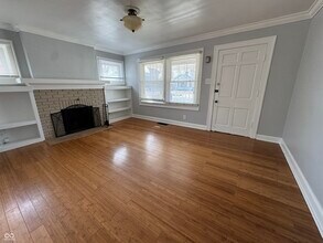 4921 Guilford Ave in Indianapolis, IN - Building Photo - Building Photo