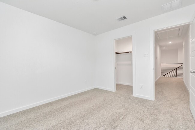 12319 Frisco Cv Ct in Houston, TX - Foto de edificio - Building Photo