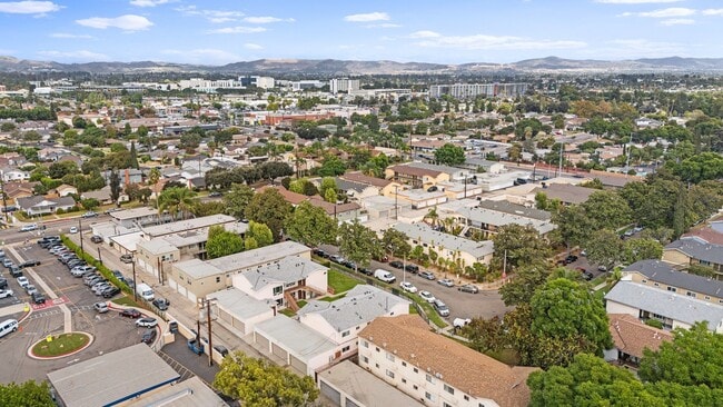 113-201 South Lillie Avenue