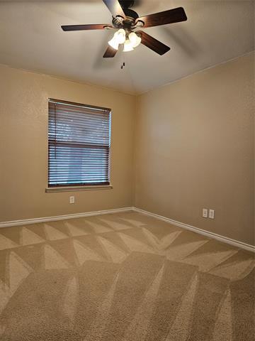 605 Snowy Orchid Dr in Desoto, TX - Building Photo - Building Photo