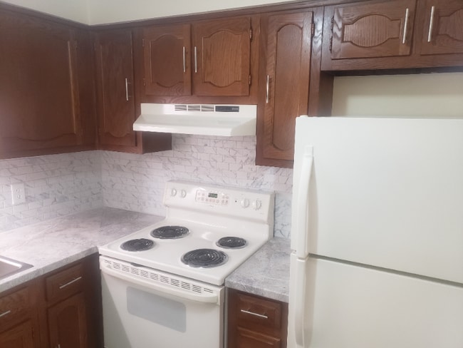 property at 1119 Farnsworth Ave