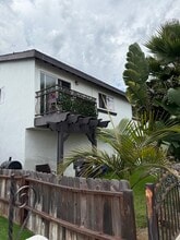 1875 Lemon Ave, Unit B in Long Beach, CA - Building Photo - Building Photo