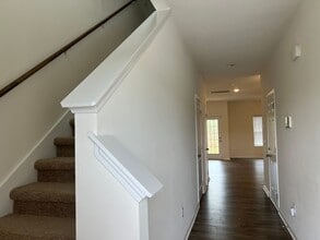 1073 Hammett Rd in Johnson City, TN - Building Photo - Building Photo