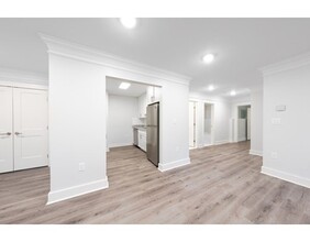 17 Hennery Wy-Unit -17B in Medfield, MA - Building Photo - Building Photo