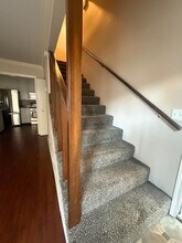 706 E Avenue, Middle Unit in Coronado, CA - Building Photo - Building Photo