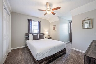 23 Magnolia Ct in Rydal, GA - Building Photo