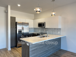 1653 Midtown Pl in Midwest City, OK - Foto de edificio - Building Photo