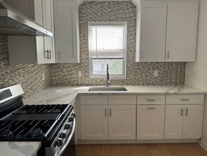 143 W 2nd St in Clifton, NJ - Building Photo - Building Photo