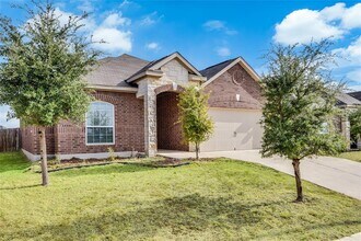 19600 Woodrow Wilson St in Manor, TX - Building Photo - Building Photo