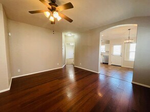 10115 Roseangel Ln in Helotes, TX - Building Photo - Building Photo