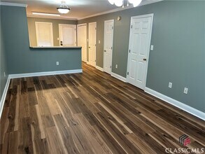 240 Cleveland Rd in Bogart, GA - Building Photo - Building Photo