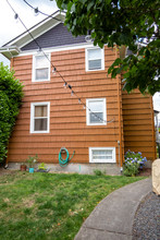 3917 Wallingford Ave N in Seattle, WA - Building Photo - Building Photo