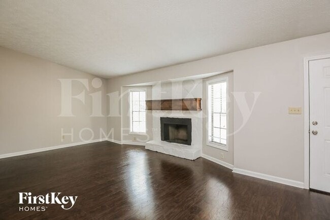 4569 Iroquois Trail NW in Duluth, GA - Foto de edificio - Building Photo