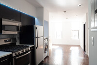 629 Halsey St, Unit 2 in Brooklyn, NY - Building Photo - Building Photo