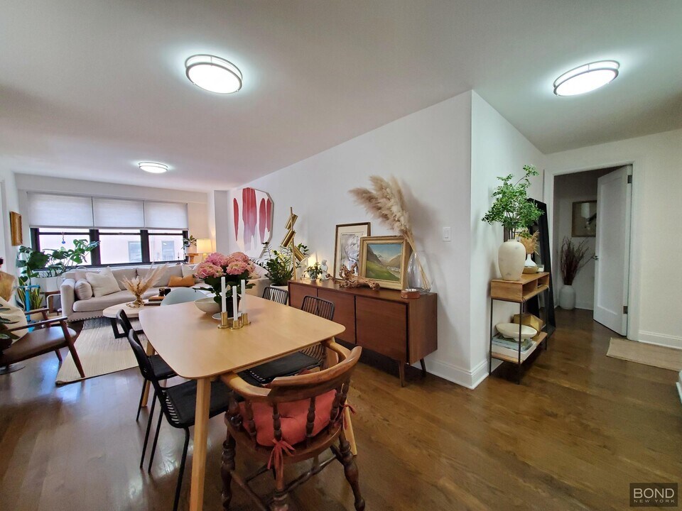 145 E 16th St in New York, NY - Building Photo