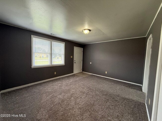 1008 Davis St in Jacksonville, NC - Building Photo - Building Photo
