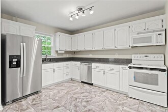 2901 Lavista Way in Decatur, GA - Building Photo - Building Photo
