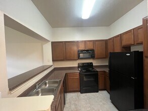 6765 Corporate Blvd in Baton Rouge, LA - Building Photo - Building Photo