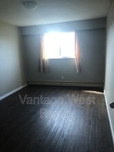 235 Husch Rd in Kelowna, BC - Building Photo - Building Photo