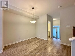 2032 Caltra Cres in Ottawa, ON - Building Photo - Building Photo