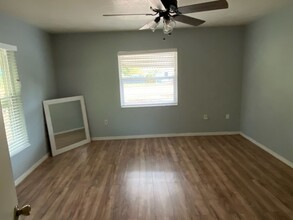 130 E 1st St in Chuluota, FL - Building Photo - Building Photo
