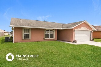 2307 SW Kent Cir in Port St. Lucie, FL - Building Photo - Building Photo