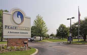 Peace Village Senior Apartments in Palos Park, IL - Foto de edificio - Building Photo