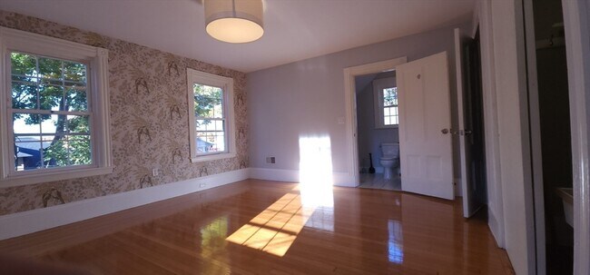 110 Melville Ave, Unit 2 in Boston, MA - Foto de edificio - Building Photo