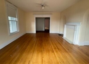84 Walker St in Newton, MA - Building Photo - Building Photo