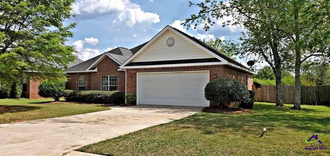207 Sugarloaf Pkwy in Perry, GA - Building Photo - Building Photo