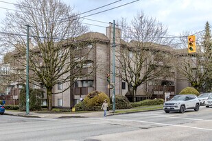 Harbour Reach Apartments