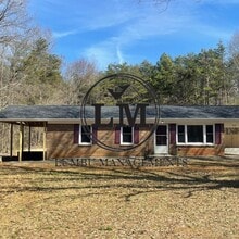 2089 Traynham Grove Rd in Alton, VA - Building Photo - Building Photo