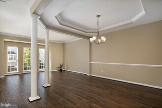 22051 Chelsy Paige Square in Ashburn, VA - Building Photo - Building Photo