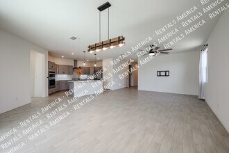 3403 W Pollack St in Phoenix, AZ - Building Photo - Building Photo