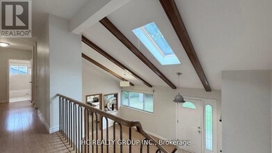 55 Sumner Heights Dr in Toronto, ON - Building Photo - Building Photo