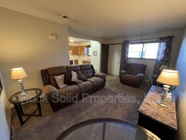 3305 Frontier St in Cheyenne, WY - Building Photo - Building Photo