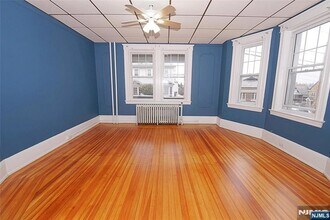 510 Undercliff Ave, Unit 1 in Edgewater, NJ - Building Photo - Building Photo