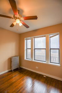 4850 N Magnolia Ave, Unit #2E in Chicago, IL - Foto de edificio - Building Photo