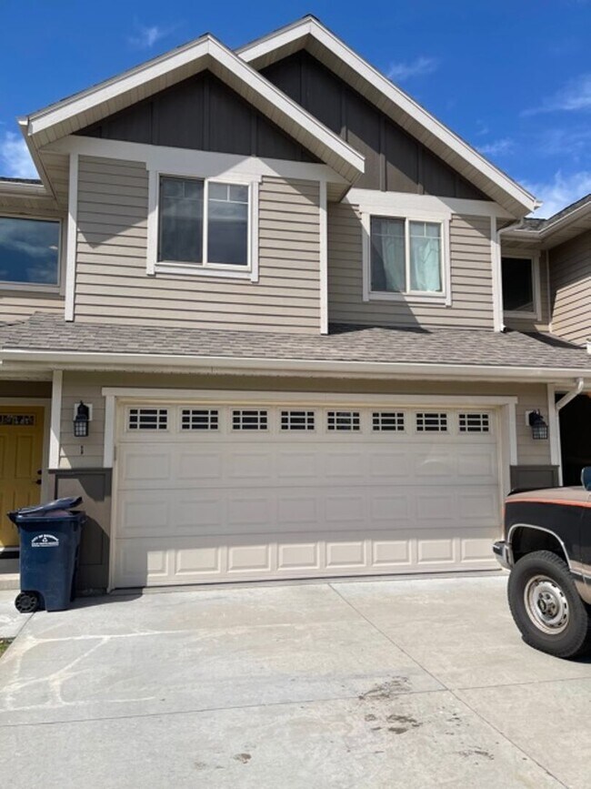 2951 Warbler Way-Unit -1 in Bozeman, MT - Building Photo - Building Photo