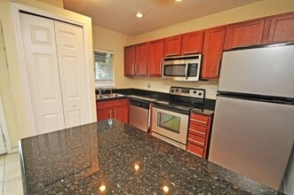 1922 Conway Rd in Orlando, FL - Foto de edificio - Building Photo